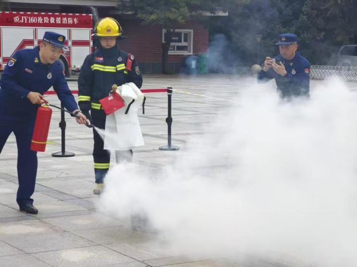 以演备战 以练筑防 沈阳苏家屯区举办文旅行业消防演练__以演备战 以练筑防 沈阳苏家屯区举办文旅行业消防演练